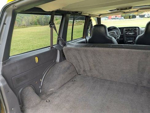 Used 2001 Jeep Cherokee Sport image 29