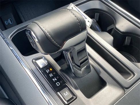 Used 2022 Ford F150 Lariat w/ Equipment Group 502A High image 30