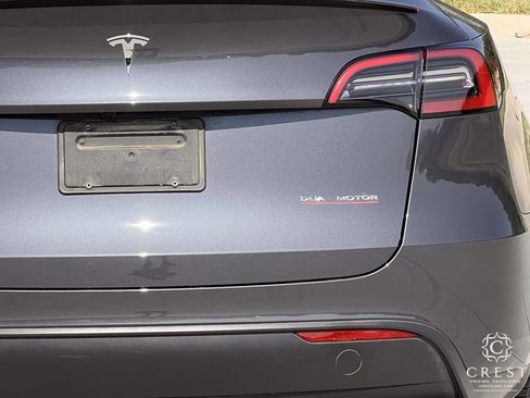 Used 2023 Tesla Model Y Performance AWD/4WD image 5