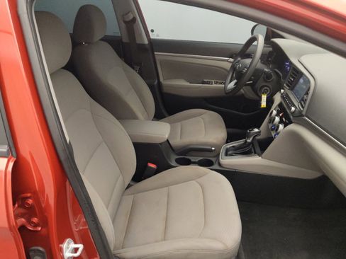 Used 2019 Hyundai Elantra SEL FWD image 21