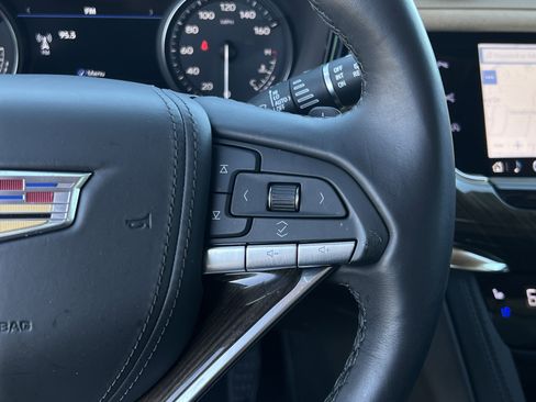 Used 2021 Cadillac XT6 Premium Luxury w/ Platinum Package image 18