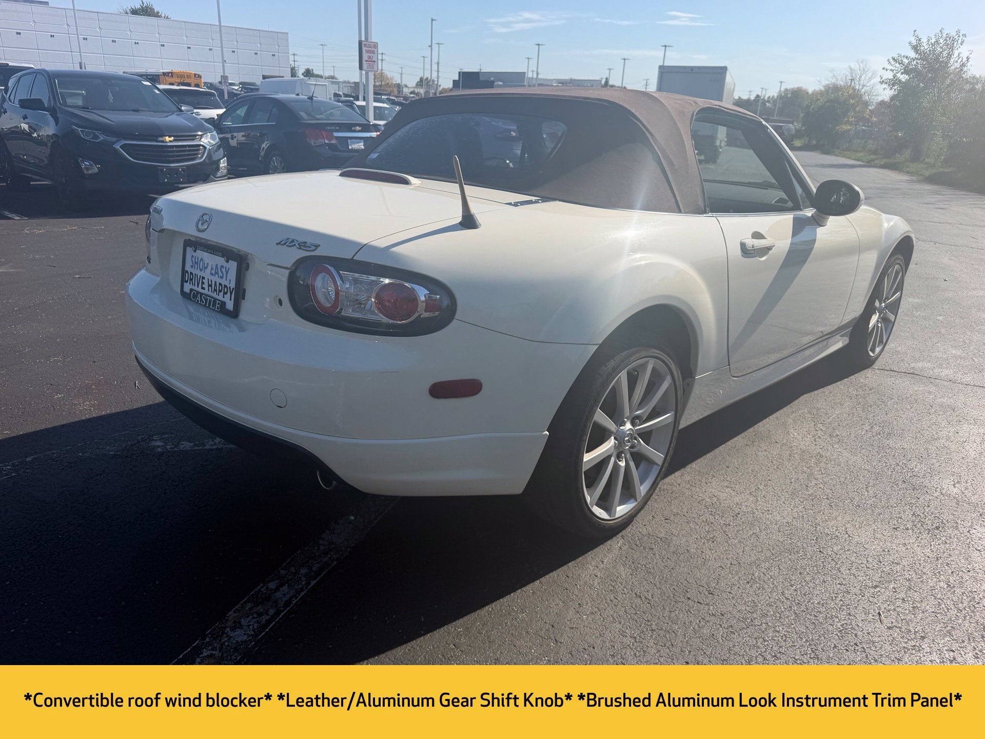 Used 2007 MAZDA MX-5 Miata Grand Touring RWD image 8