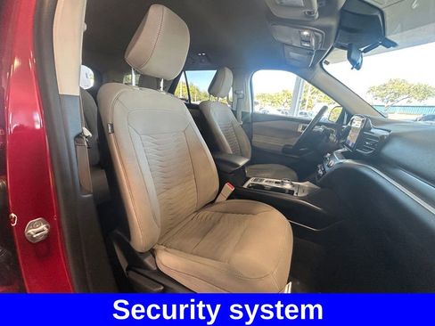 Certified 2020 Ford Explorer XLT w/ Comfort Package image 27