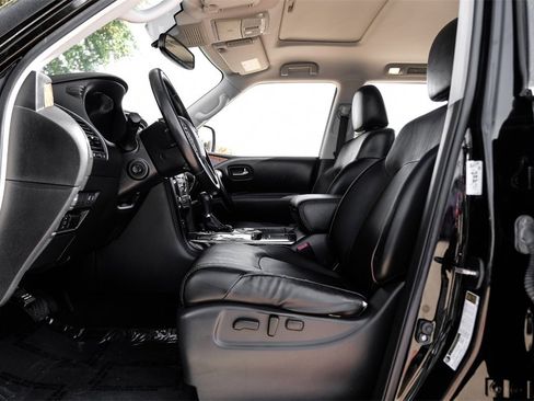 Used 2020 Nissan Armada SL w/ Premium Package image 3