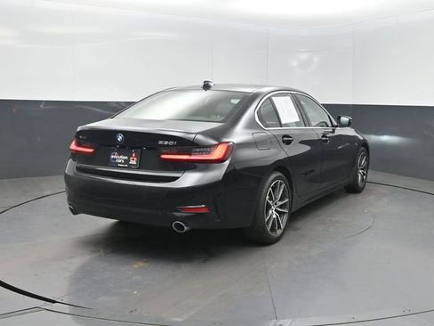 Used 2022 BMW 330i xDrive Sedan image 32