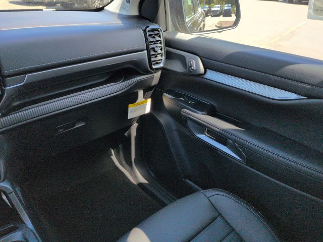 New 2026 Ford Ranger Lariat RWD image 17