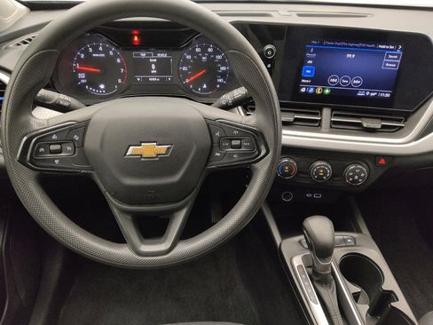 Used 2024 Chevrolet Trax LS FWD image 22