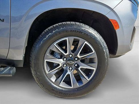 Used 2022 Chevrolet Suburban Z71 image 22