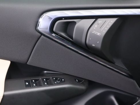 Certified 2025 BMW X3 xDrive30i w/ Premium Package image 24