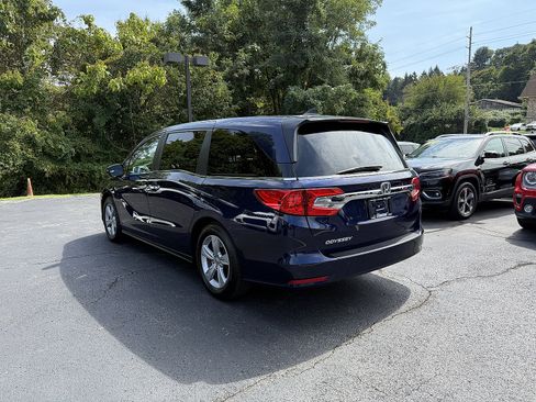 Used 2019 Honda Odyssey EX image 3