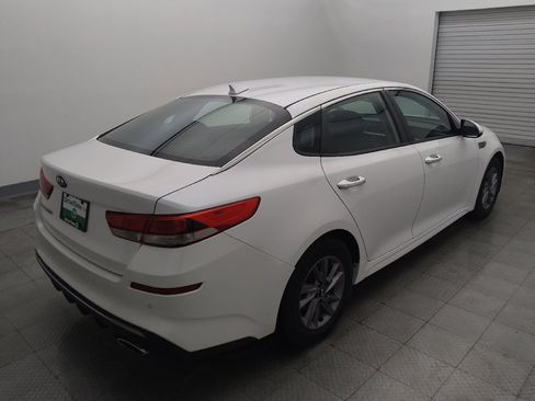 Used 2020 Kia Optima LX FWD image 9
