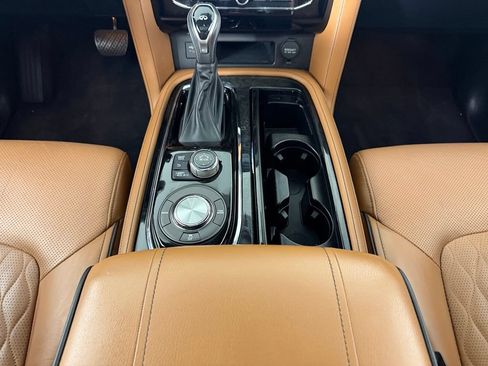 Used 2021 INFINITI QX80 Sensory w/ All-Season Package RWD image 18