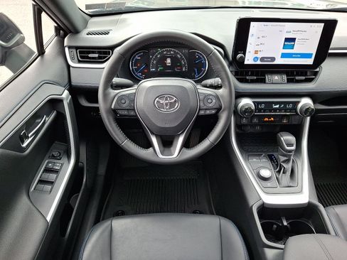 Used 2023 Toyota RAV4 XSE w/ XSE Grade Weather Package AWD/4WD image 13