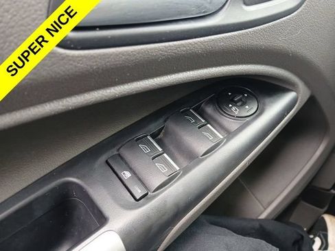 Used 2021 Ford Transit Connect XLT FWD image 26