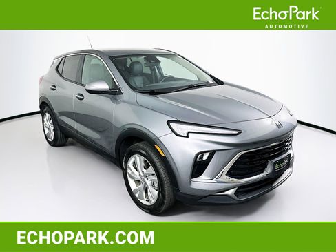 Used 2025 Buick Encore GX Preferred AWD/4WD image 1