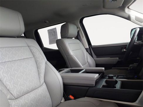 Used 2023 Toyota Tundra Limited w/ TRD Off-Road Package image 15