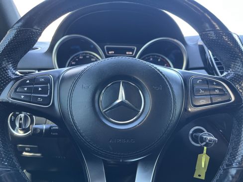 Used 2017 Mercedes-Benz GLS 450 4MATIC image 12