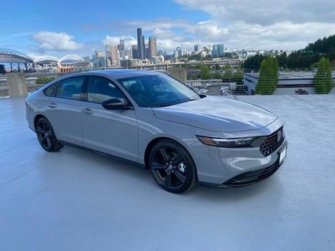 Certified 2025 Honda Accord Sport image 31