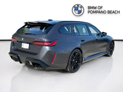 Used 2025 BMW M5 Touring AWD/4WD image 7