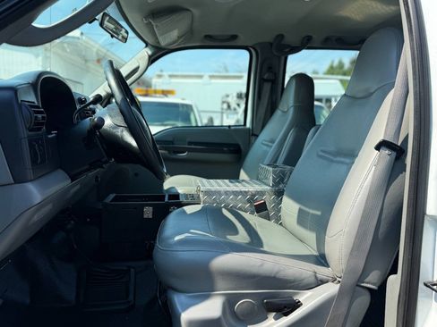 Used 2006 Ford F350 Lariat AWD/4WD image 16