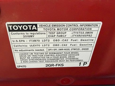 Used 2018 Toyota Tacoma TRD Sport AWD/4WD image 34
