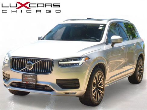 Used 2022 Volvo XC90 T6 Momentum w/ Advanced Package AWD/4WD image 4