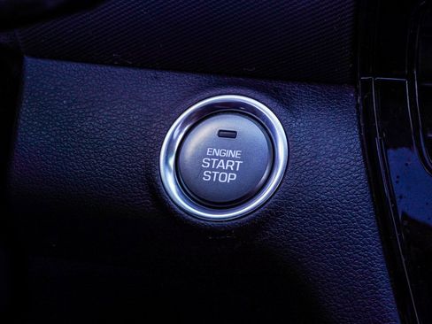 Used 2022 Hyundai Ioniq SEL image 26