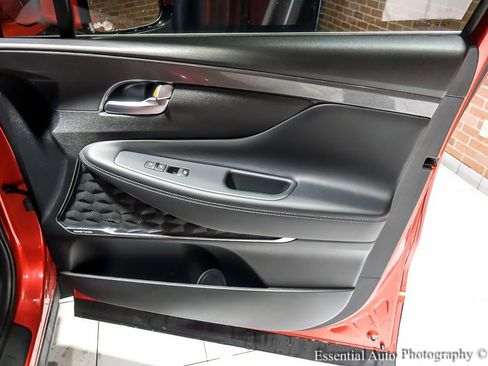 Used 2023 Hyundai Santa Fe SEL w/ Premium Package image 32