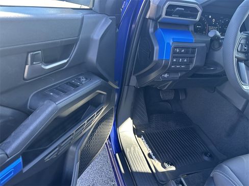 New 2025 Toyota Tacoma TRD Off-Road image 15