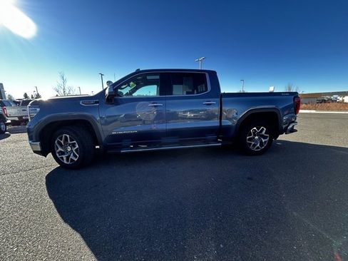 Used 2024 GMC Sierra 1500 SLT w/ SLT Premium Package image 2