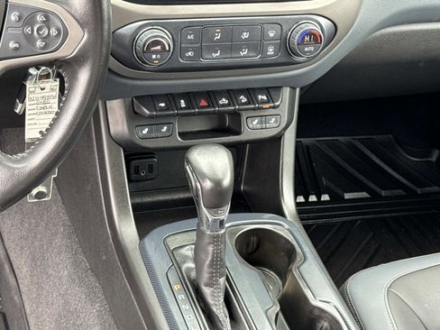 Used 2022 Chevrolet Colorado Z71 image 4