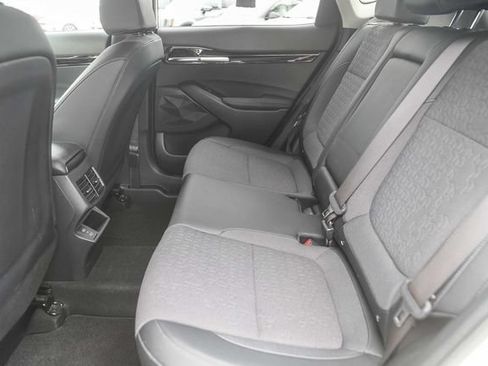 Used 2024 Kia Seltos S AWD/4WD image 18
