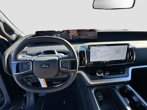 New 2026 Ford Expedition Platinum w/ Stealth Performance Package image 7