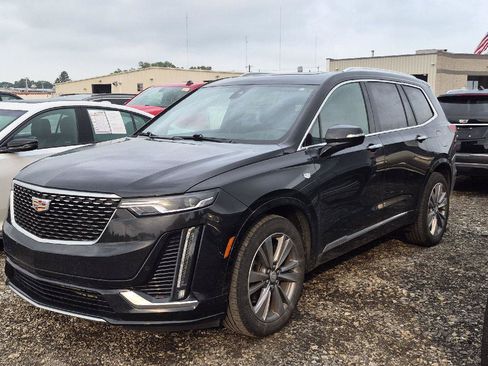 Used 2024 Cadillac XT6 Premium Luxury w/ LPO, Floor Liner Package FWD image 1