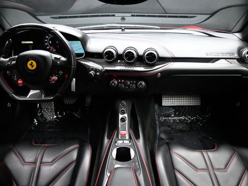 Used 2015 Ferrari F12 Berlinetta image 3