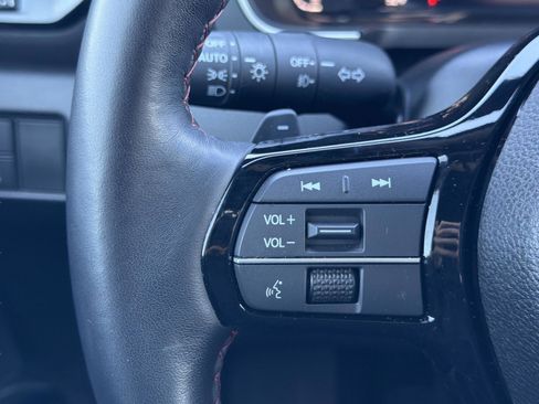 Certified 2025 Honda Pilot Black Edition image 34