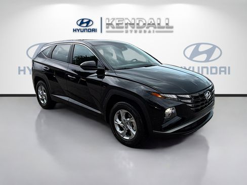 Used 2023 Hyundai Tucson SE AWD/4WD image 1