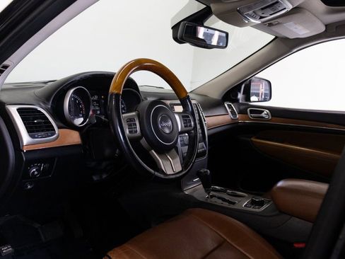 Used 2012 Jeep Grand Cherokee Overland image 17