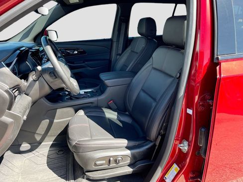 Used 2023 Chevrolet Traverse RS w/ LPO, Floor Liner Package AWD/4WD image 22