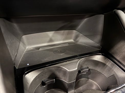 Used 2024 MAZDA MAZDA3 s image 9