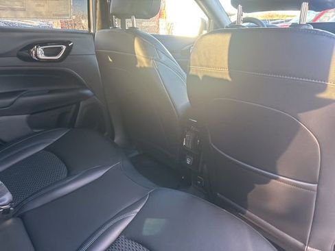 New 2026 Jeep Compass Latitude image 11