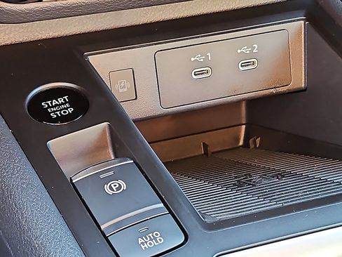 New 2026 Nissan Kicks SV w/ Charging Package image 18