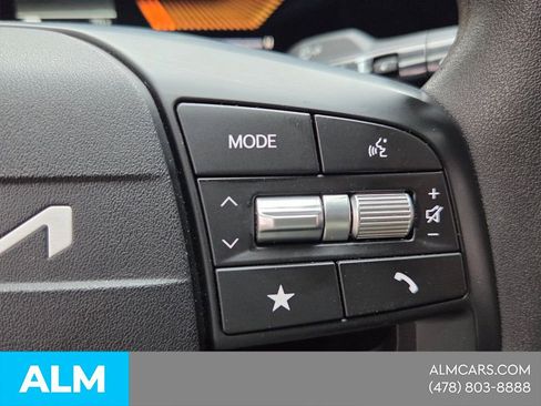 Used 2025 Kia K4 LXS image 26