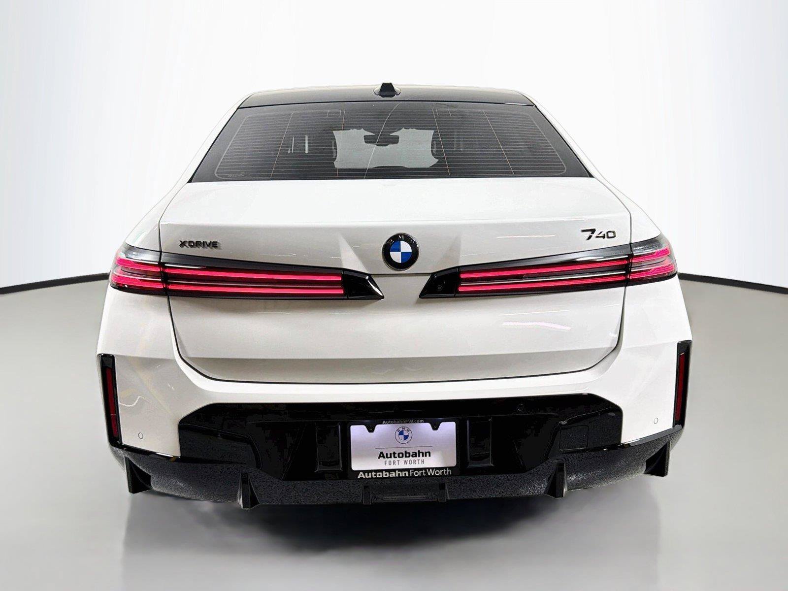 New 2027 BMW 740i xDrive w/ Premier Package AWD/4WD image 6