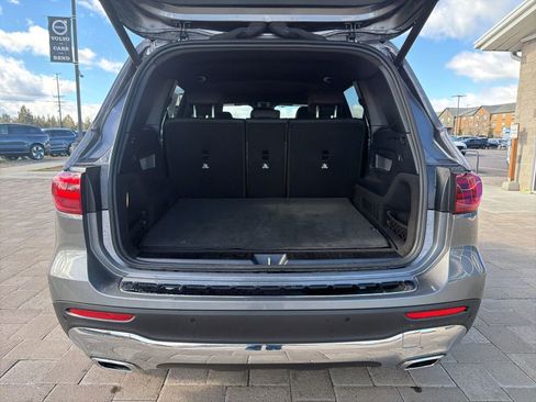 Used 2024 Mercedes-Benz GLB 250 4MATIC image 9