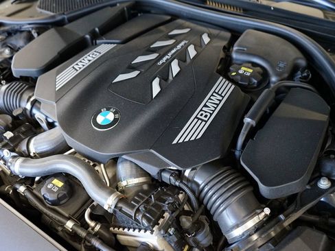 Used 2022 BMW 750i xDrive w/ Executive Package AWD/4WD image 67