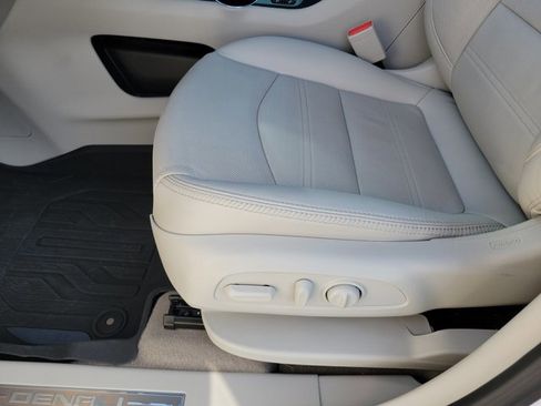 Used 2022 GMC Terrain Denali image 13