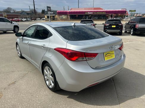Used 2013 Hyundai Elantra Limited w/ Technology Pkg image 5