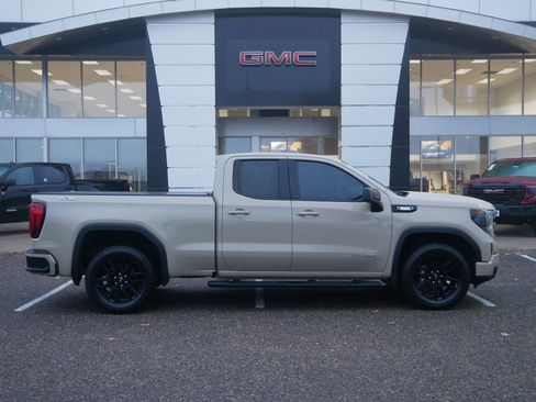 Certified 2022 GMC Sierra 1500 Elevation w/ X31 Off-Road Package image 2