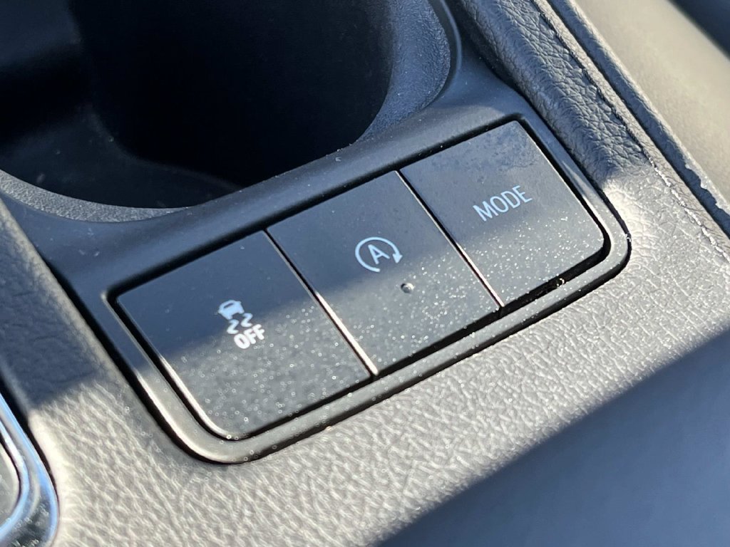 Certified 2023 Cadillac XT4 Premium Luxury FWD image 39